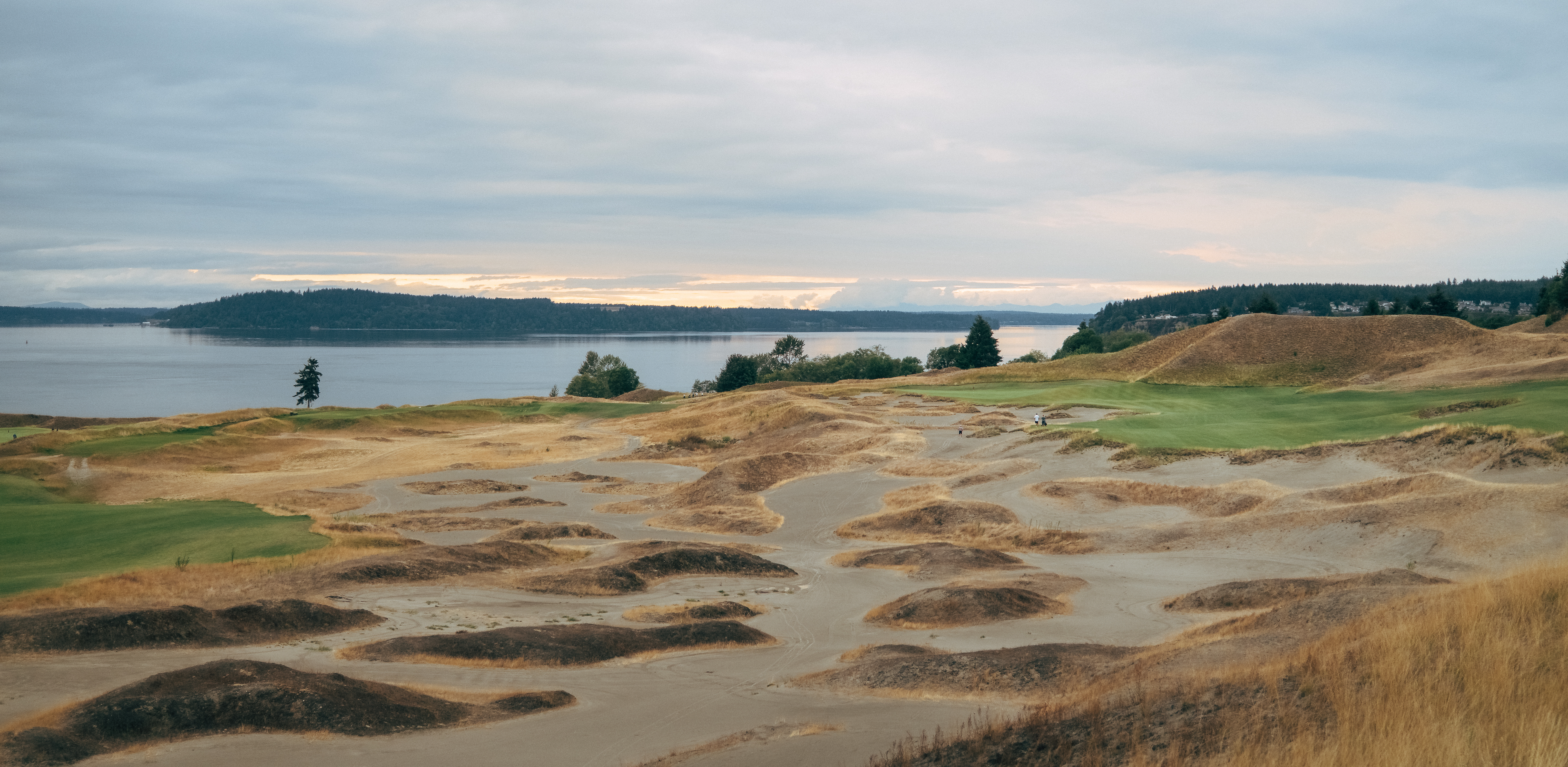 CHAMBERS BAY 04